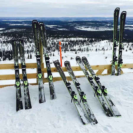 Kolmio 65 M2 Ylin Kerros 레비