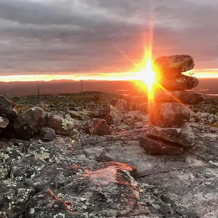 아파트 Kolmio 65 M2 Ylin Kerros