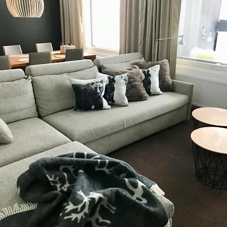 Kolmio 65 M2 Ylin Kerros * 레비